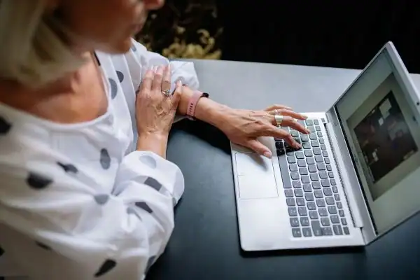 Image of woman attending online mediation Greater Manchester services from Barker Mediation